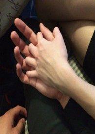 和哥哥死对头联姻后堆玉